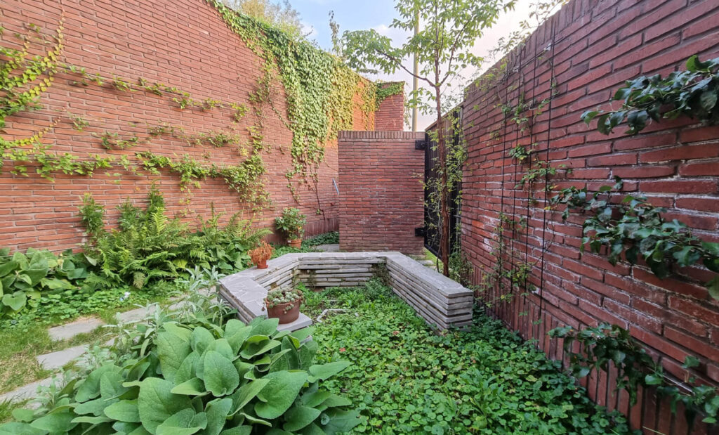 aAD_Intrigerende_stadstuin_stapstenen_kessel-Lo18